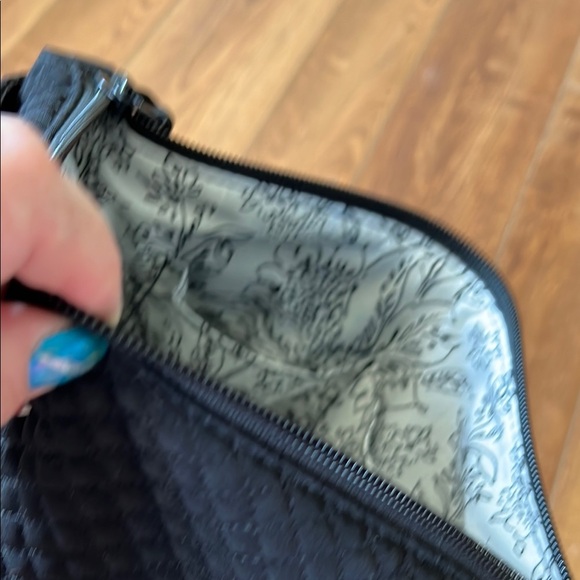 Vera Bradley Chic Black microfiber Shoulder Bag - Picture 9 of 10